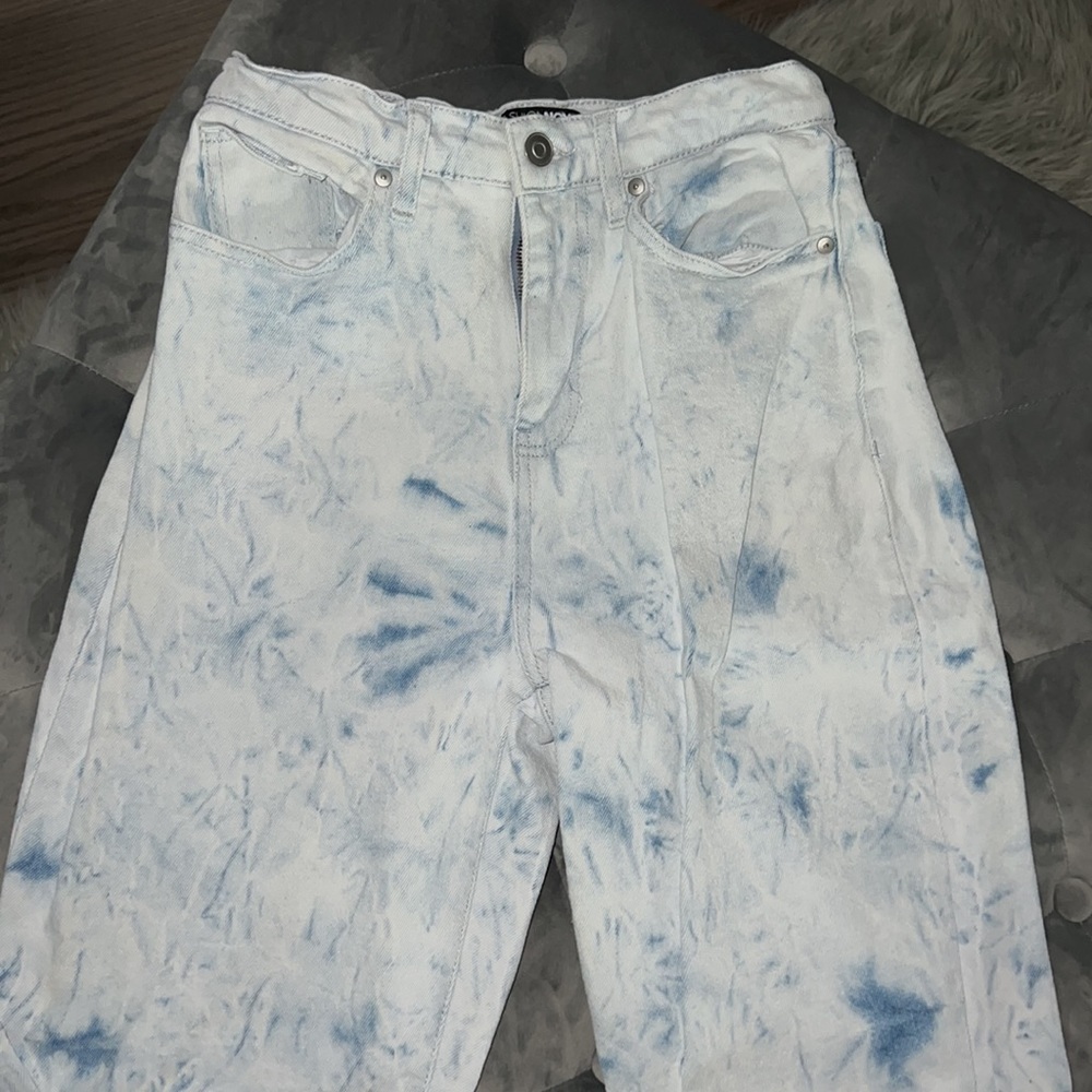 Jeans - Picture 3 of 4